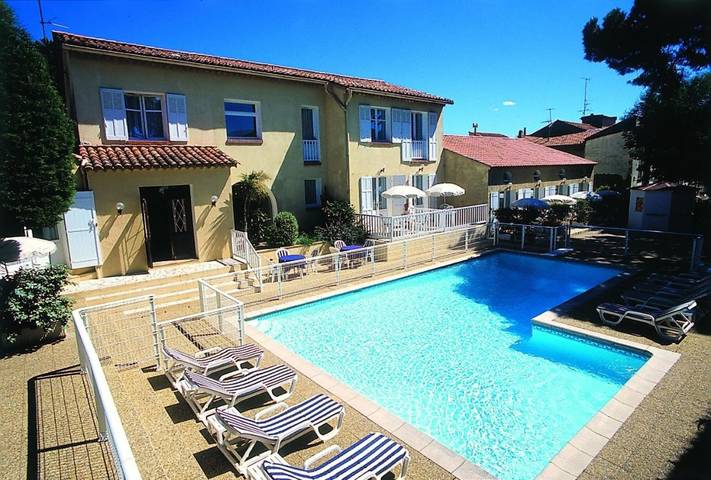 Hôtel pour 2 personnes, avec jardin ainsi que vue et piscine