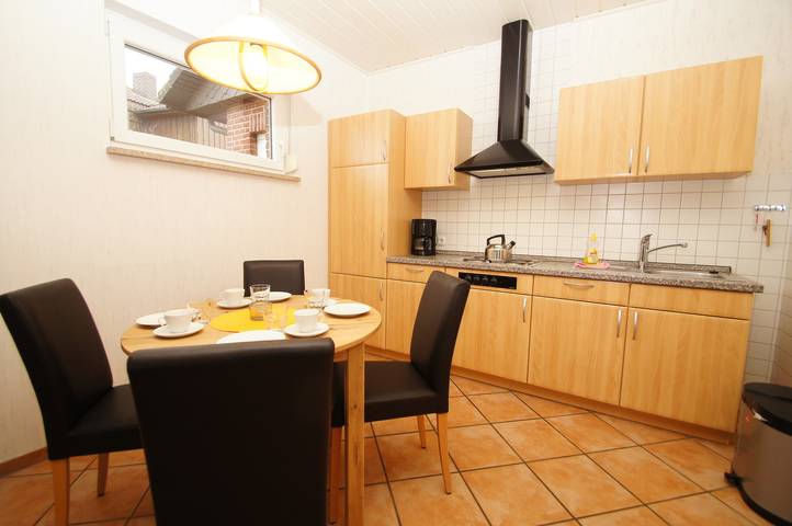 Bungalow für 4 Personen, mit Terrasse und Garten in Dahme - 3