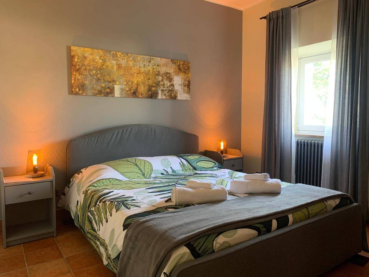 Appartamento intero, One-Bedroom Apartment in Frascati, Castelli Romani