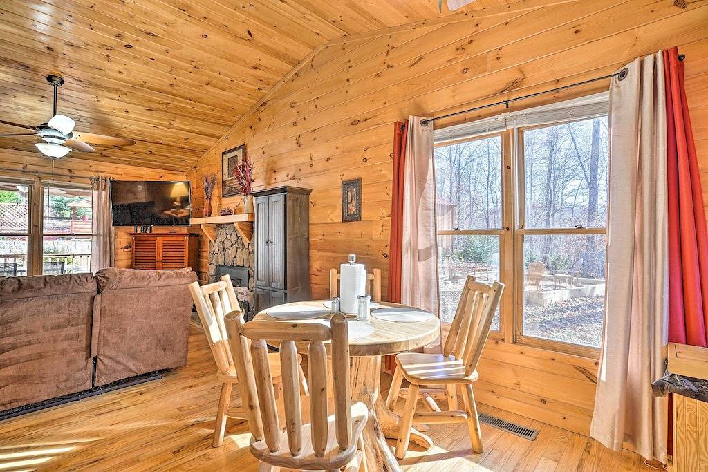'Serenity Cabin' w/ Furnished Deck in Chattahoochee National Forest