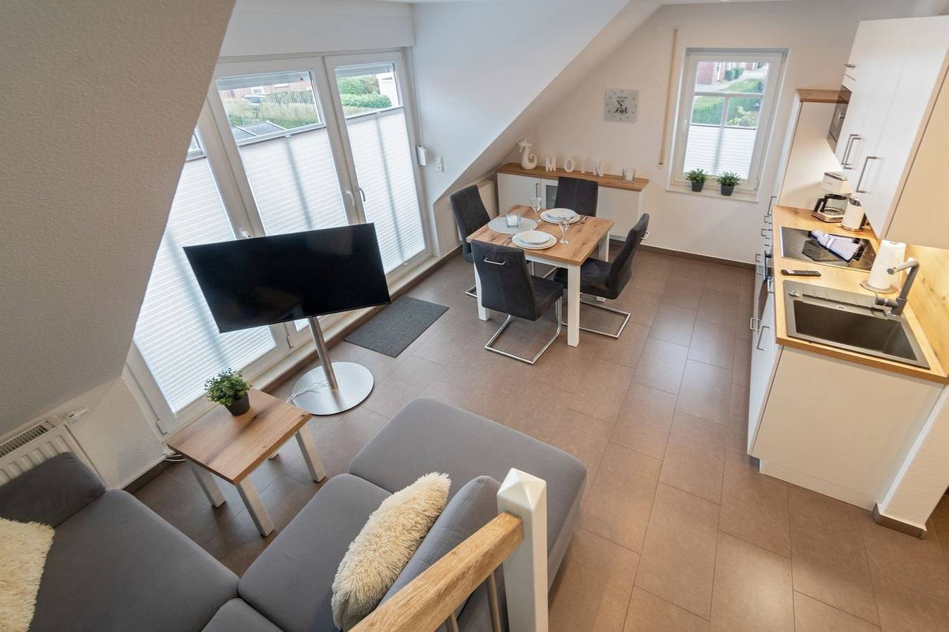 Ganze Wohnung, Komfortables Domizil in Norddeich mit Balkon und moderner Ausstattung in Strand Norddeich, Norddeich