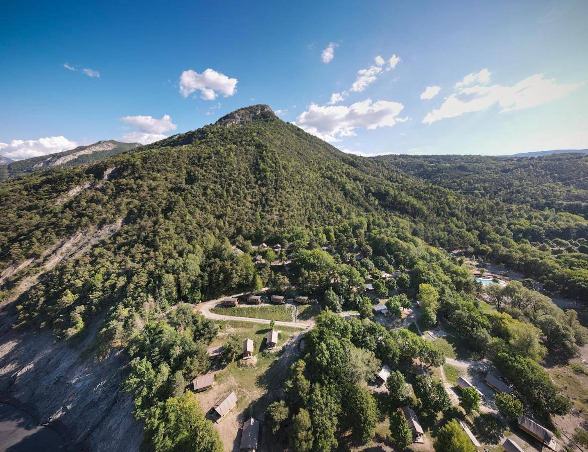 Huttopia Lac de Serre-Ponçon in Saint-Vincent-les-Forts, Région de Barcelonnette
