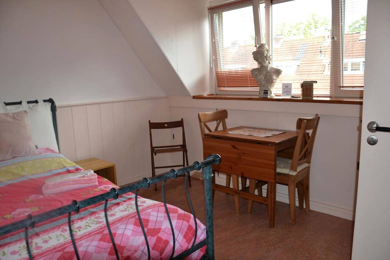B&B Macbed Checkin-Time 1700-1800 or request before you book in Alkmaar, Mer du Nord Pays-Bas