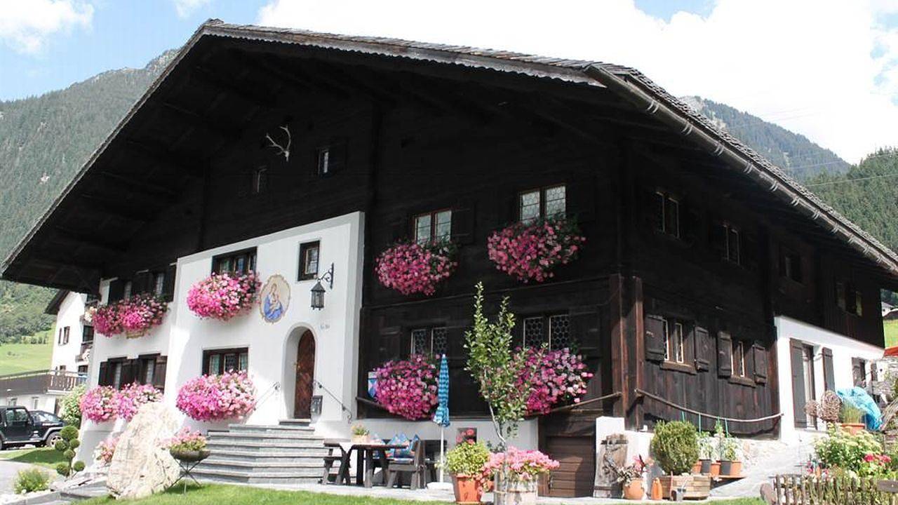 Geheel vakantieappartement, Vakantieappartement voor 4 personen met tuin in Gaschurn, Gaschurn en omgeving