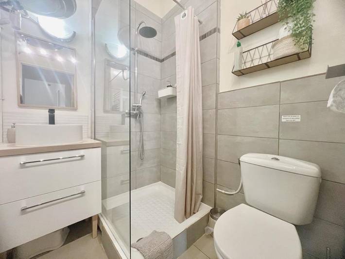 Gîte pour 5 personnes, avec terrasse à Miramas - 4