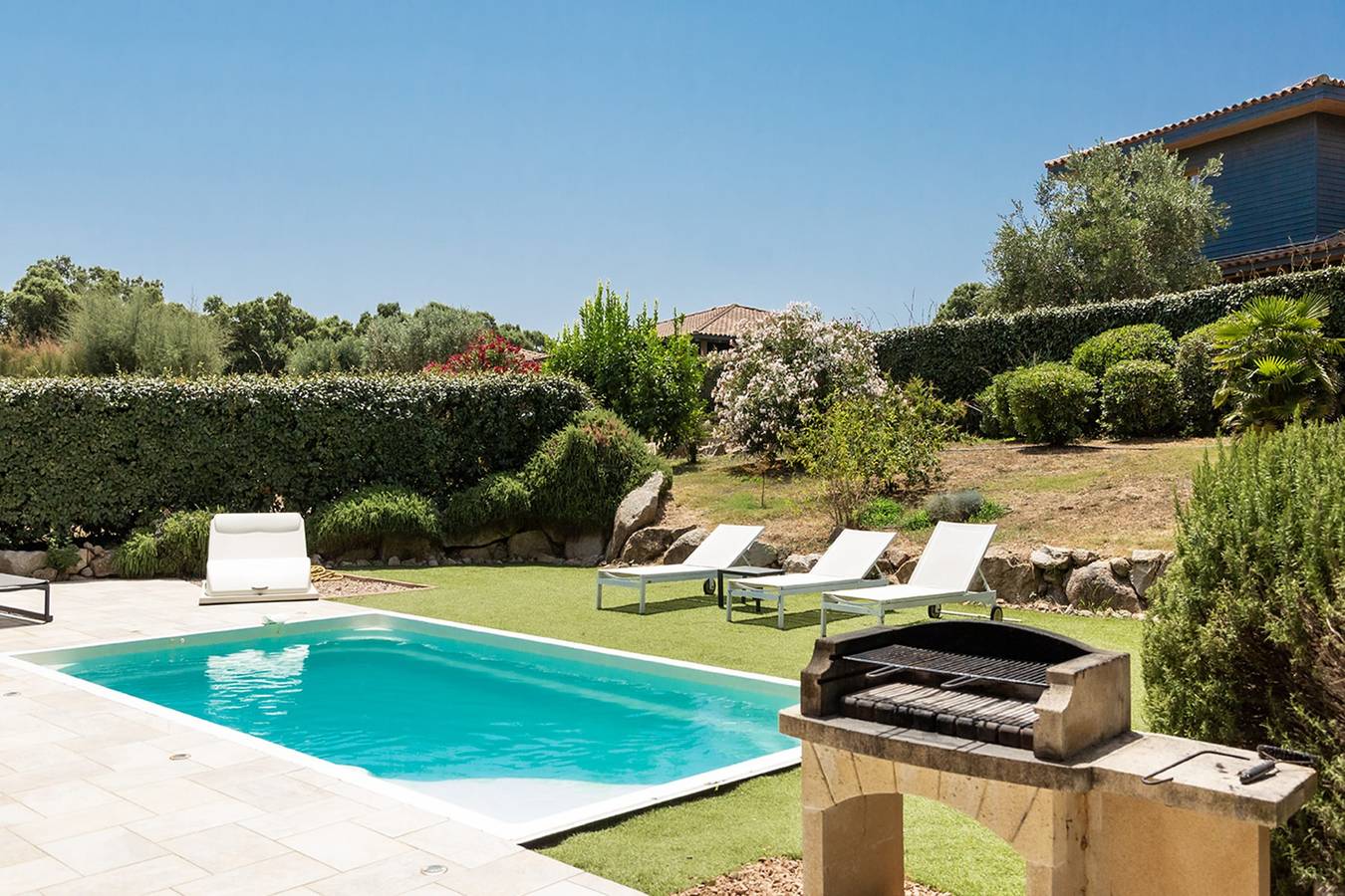 Villa avec piscine dans secteur calme à proximité mer/montagne in Figari, Arrondissement de Sartène