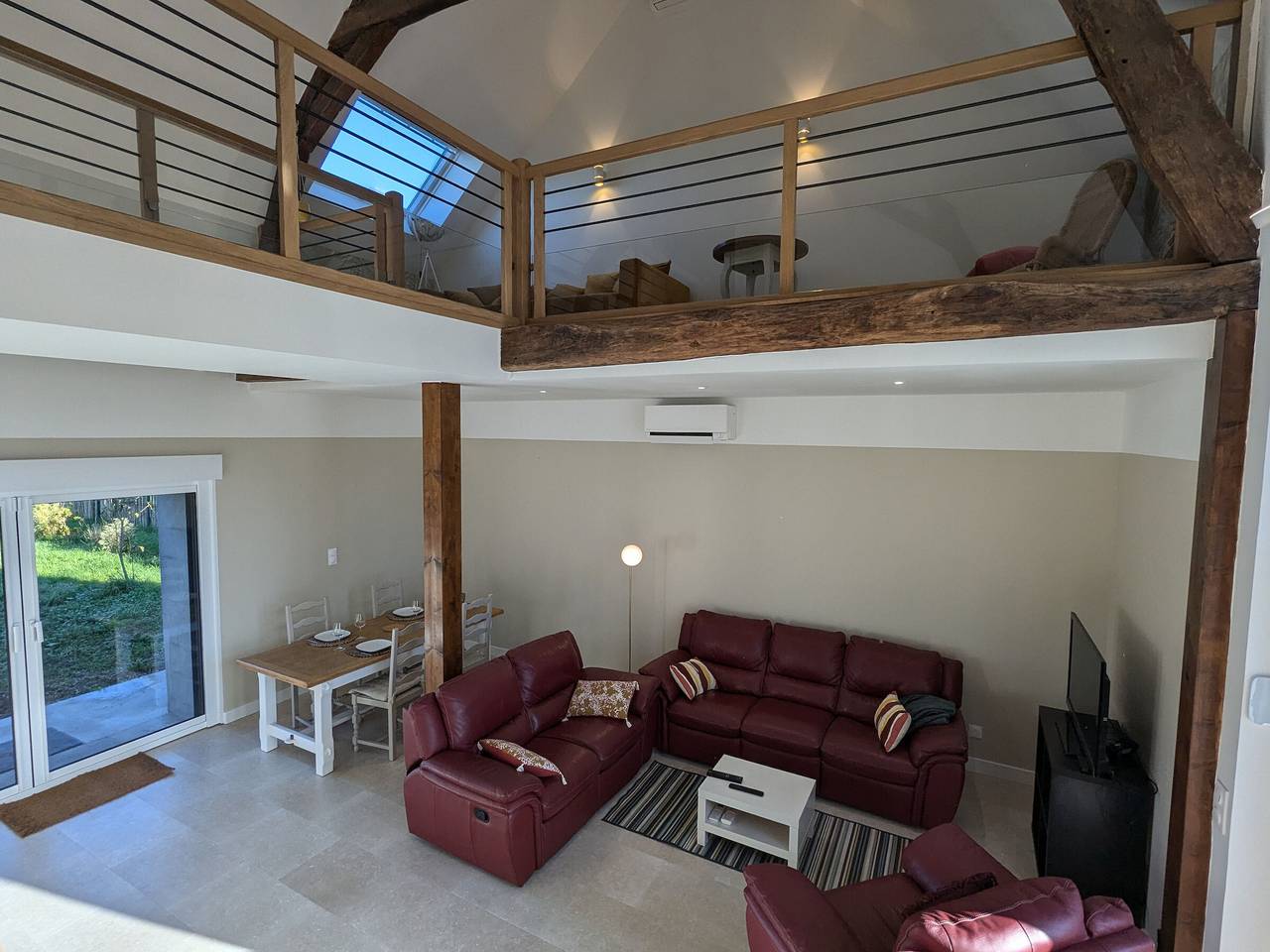 Casa con encanto renovada en el corazón del Valle del Loira con aparcamiento y wifi in Chaingy, Valle del Loira