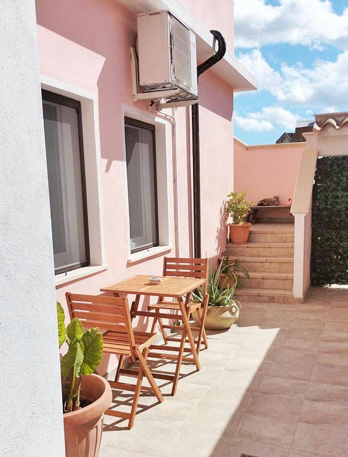 Ganze Wohnung, Two-Bedroom Apartment in San Vito, Cagliari Provinz