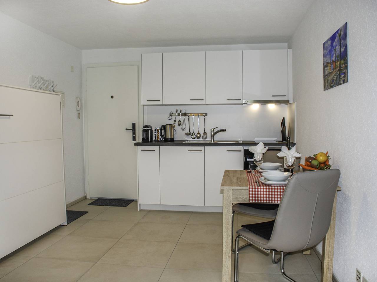 Ganze Wohnung, Appartamento 2- Giardino in Muralto, Tessiner Alpen