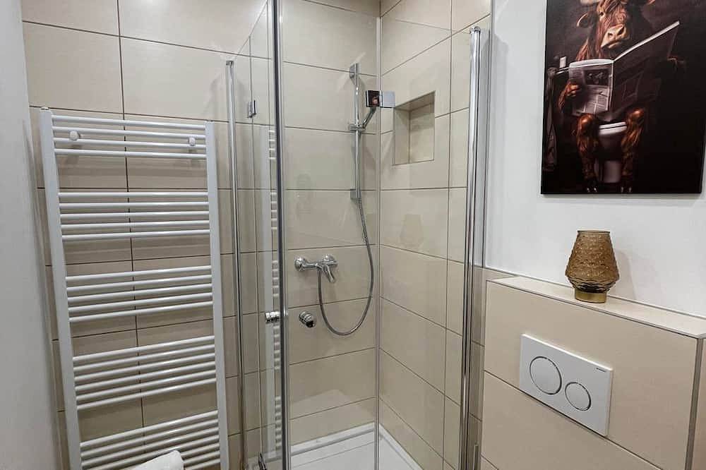 Ganze Wohnung, Appartement Orchidee - Wohn-/Schlafraum - Apartments im Château d'Esprit in Höhr-Grenzhausen, Westerwald