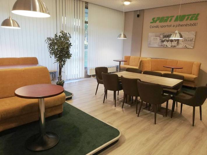 Hôtel pour 3 personnes, avec balcon à Tatabánya - 2