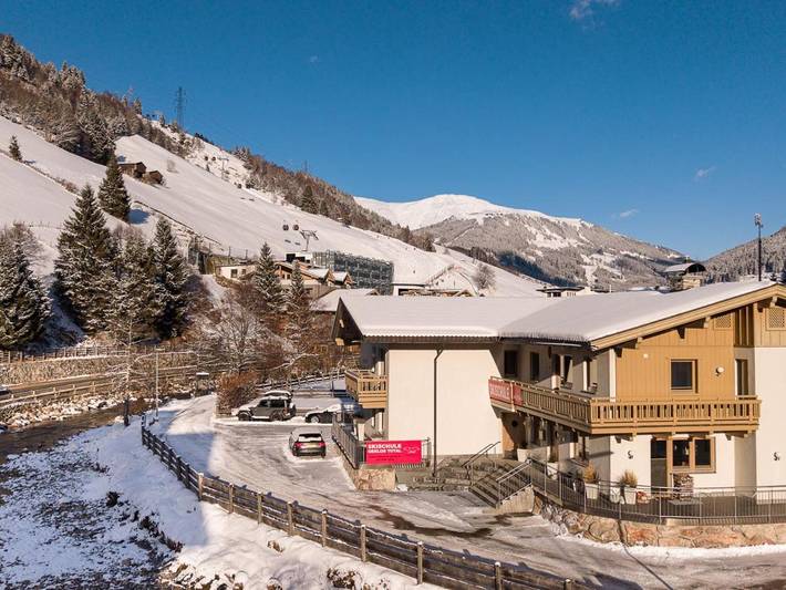 Apartamento de vacaciones para 5 personas, con vistas y jardín - 1