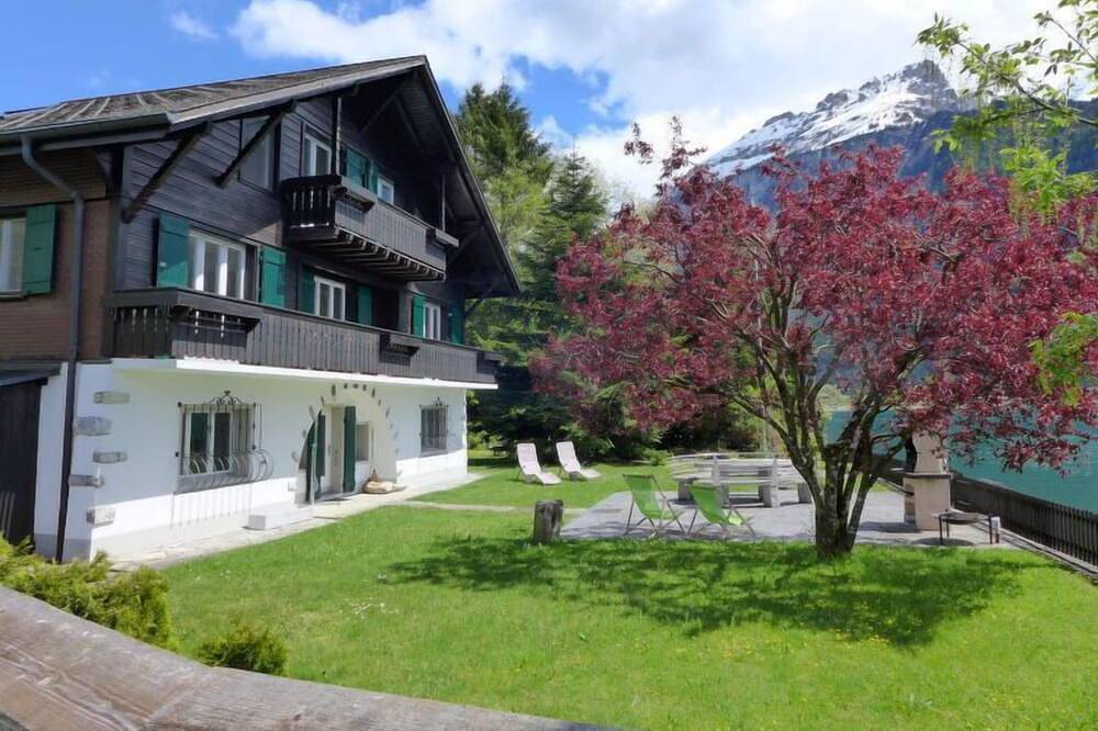 Chalet Aaregg in Brienz, Berner Oberland