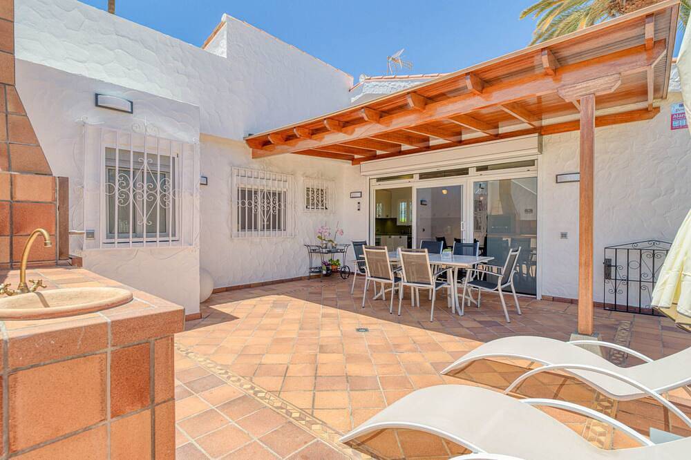 Farovela Suites Pasito Blanco I in Maspalomas, San Bartolomé de Tirajana