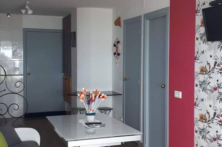 Appartamento intero, Splendida vista sul mare e sul porto, WIFI Gratuito, Aria Condizionata, max 4 Persone in Platja de Capri (Sant Carles de la Ràpita), Sant Carles de la Rapita