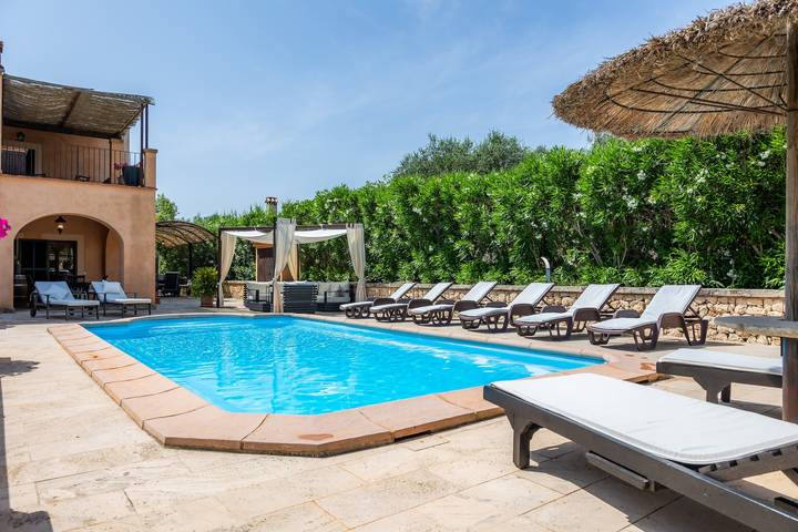 Apartamento para 10 personas, con Balcón y Jardín en Manacor