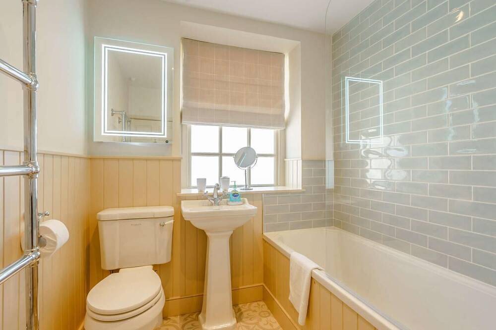 2 Bed in Grange-over-sands in Cartmel, Lake District