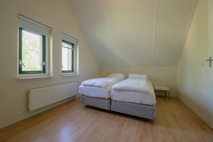 Bungalow in Sondel am Slotermeer in Ijsselmeer