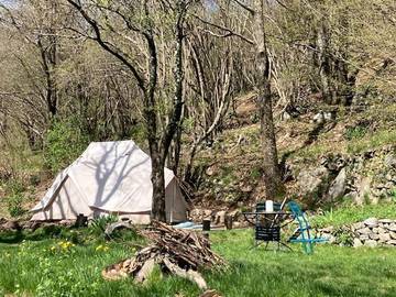 Cottage pour 5 personnes, avec jardin à Burzet