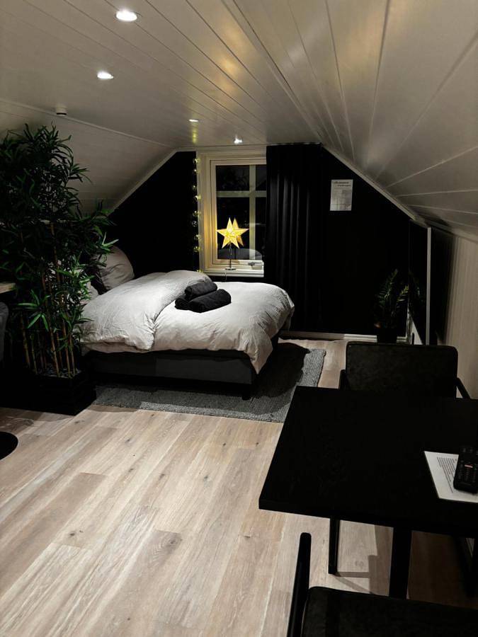 Ferienwohnung für 3 Personen, mit Ausblick und Balkon - 1