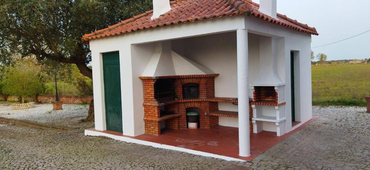Apartamento inteiro, Three-Bedroom Apartment in Arraiolos, Distrito de Évora