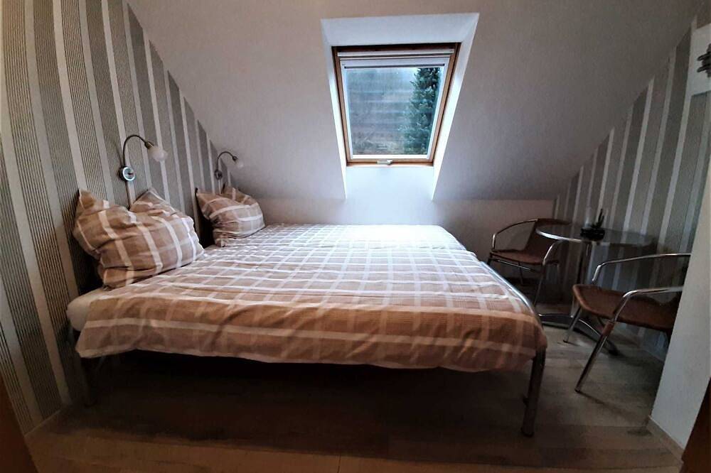 Ganze Wohnung, Fewo Staufenberg - Haus am Wolfsbach - Ferienwohnungen in Zorge, Harzvorland