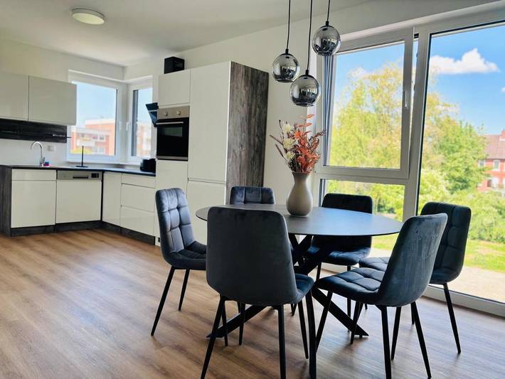 Appartement de vacances pour 6 personnes, avec vue ainsi que terrasse et jardin, animaux acceptés