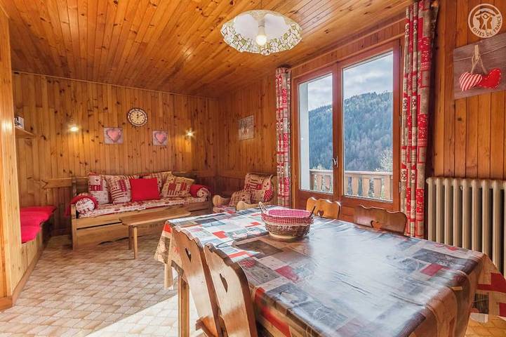 Location de vacances pour 4 personnes, avec balcon à Notre-Dame-de-Bellecombe