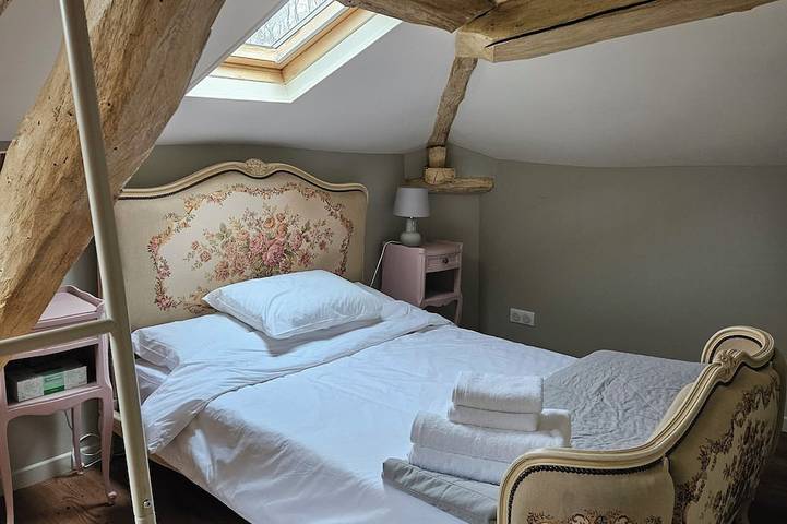 Location de vacances pour 14 personnes, animaux acceptés à Champagne-et-Fontaine - 4