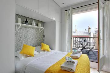 Gîte pour 2 personnes, avec terrasse dans L'Olympia (Paris)