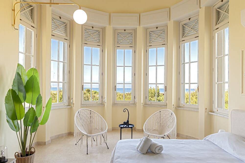 Appartamento intero, Homiday -Gioiello Vista Mare- Parcheggio Privato in Pisa, Riviera Toscana