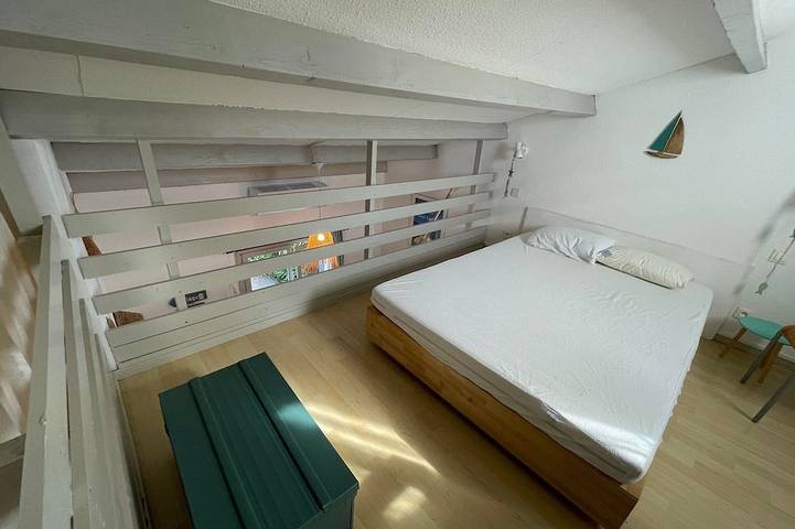Maison de Vacances Climatisée Proche Plage Avec spa in Saint-Cyprien-Plage, Saint-Cyprien