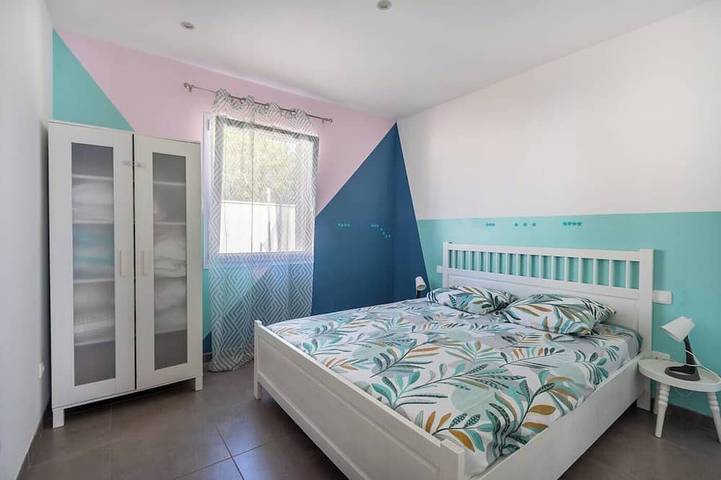Location de vacances pour 8 personnes, avec piscine et jardin à Camps-la-Source - 3