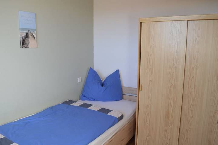 Ferienhaus für 4 Personen, mit Garten und Balkon sowie Pool in Friedrichshafen - 3