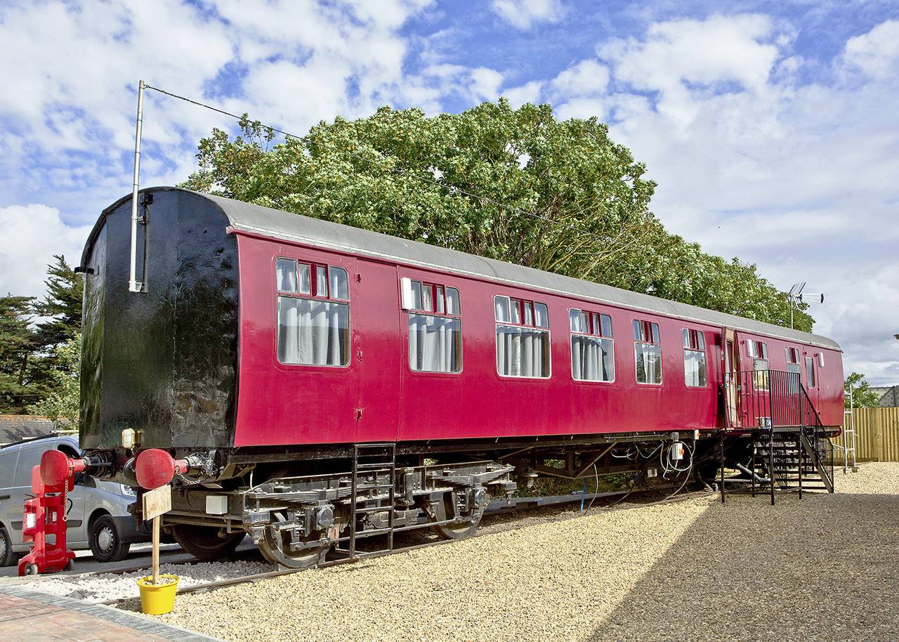 Brunel Boutique Railway Carriage 1 in Dawlish Warren, Dawlish