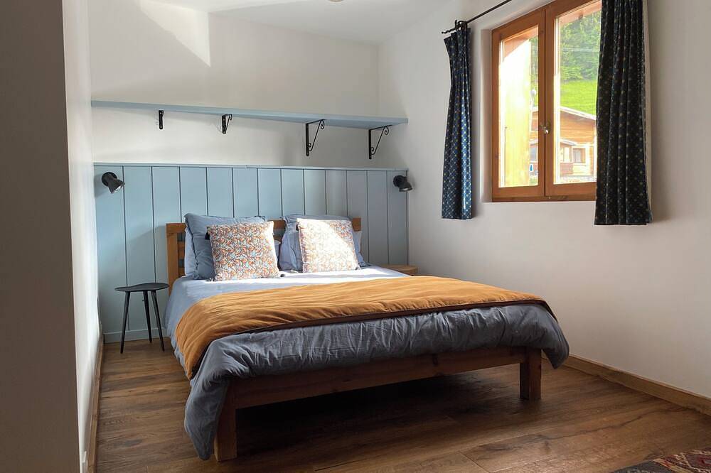 Catered Ski Chalet: 260 Jahre altes Bauernhaus mit herrlichem Bergblick in La Plagne, Bellentre