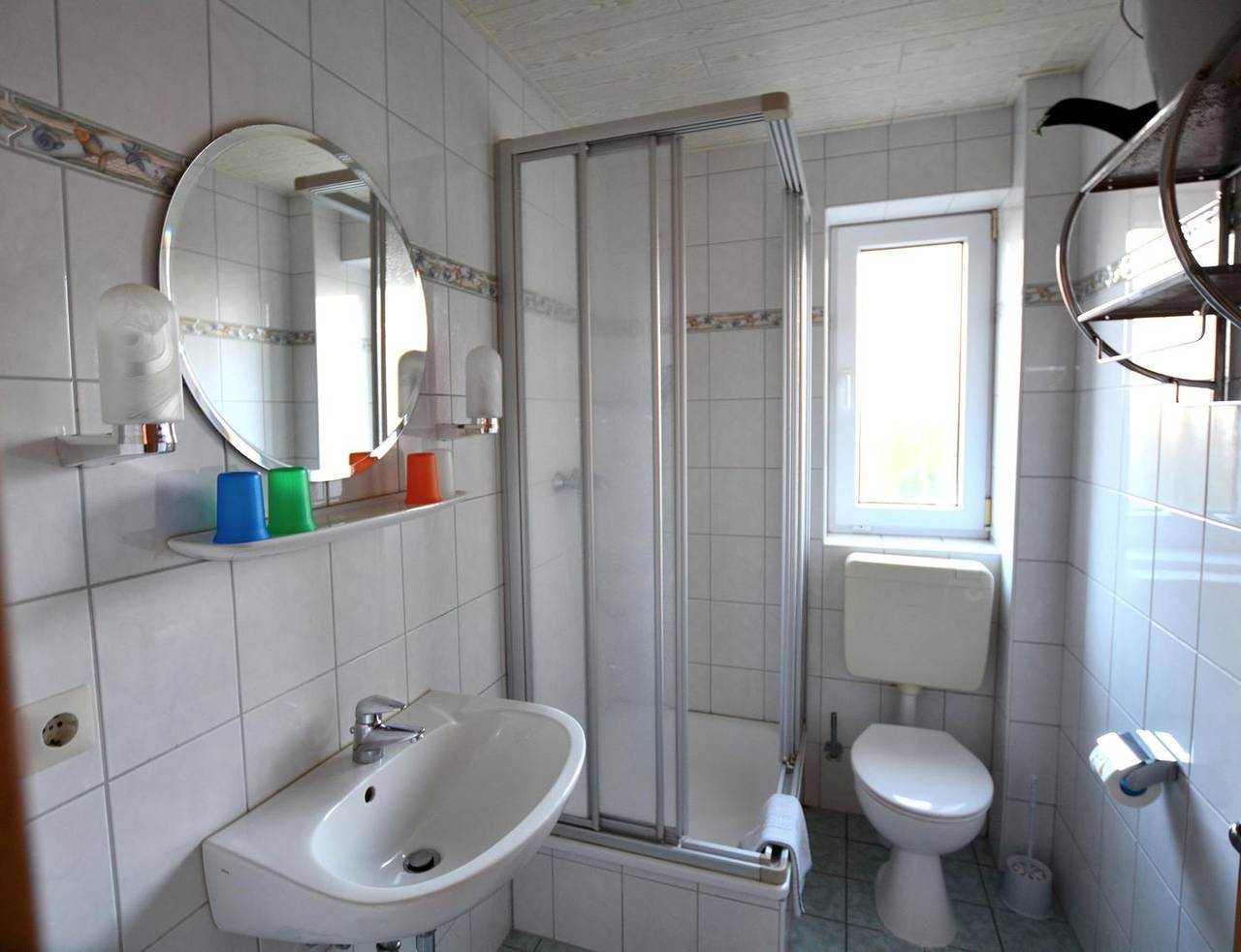 Ganze Wohnung, Erdgeschoss-Ferienwohnung mit Südterrasse für 4 Personen, Nahe Hauptbadestrand in Borkum