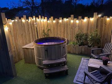 Gîte pour 2 personnes, avec jacuzzi et jardin dans Phare de la Hague