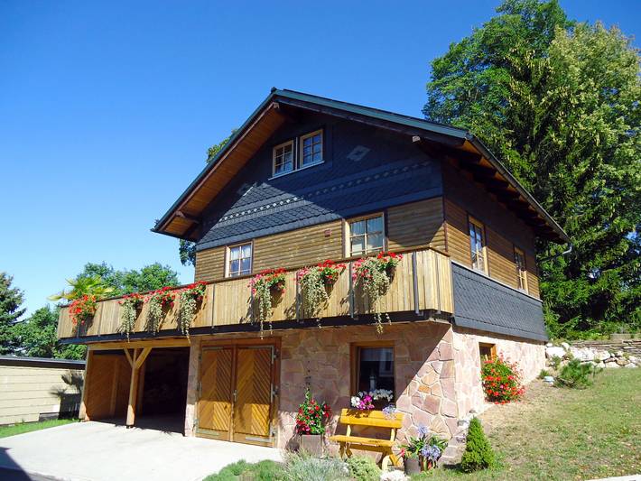 Ferienhaus für 4 Personen, mit Terrasse und Garten in Schwarzatal