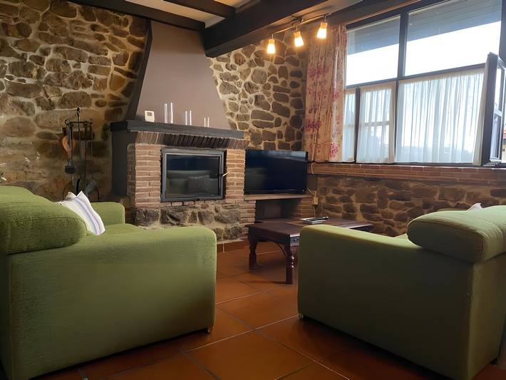 Casa rural para 5 personas, con jardín en Costa Occidental (Cantabria) - 2
