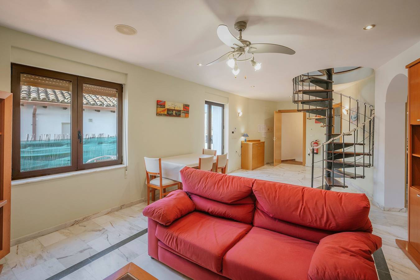 Casa de vacaciones 'Don Camino Premium' con terraza privada, balcón y Wi-Fi in Villalcázar de Sirga, Provincia de Palencia