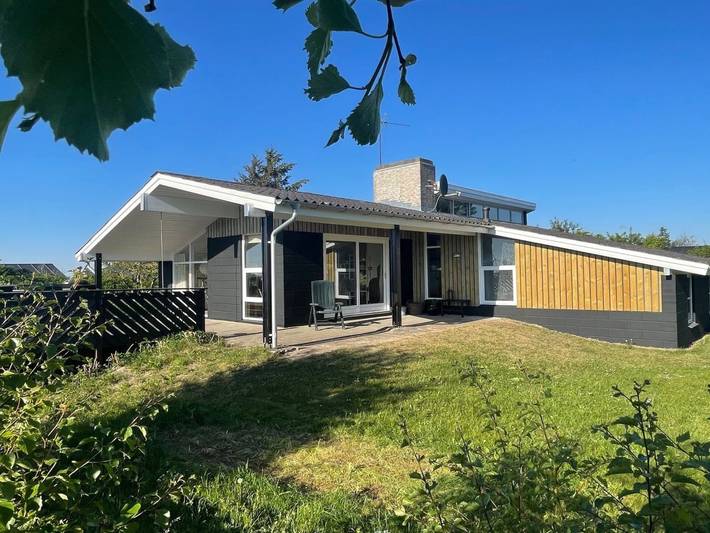 Ferienhaus für 6 Personen, mit Terrasse und Sauna in Kjul Strand