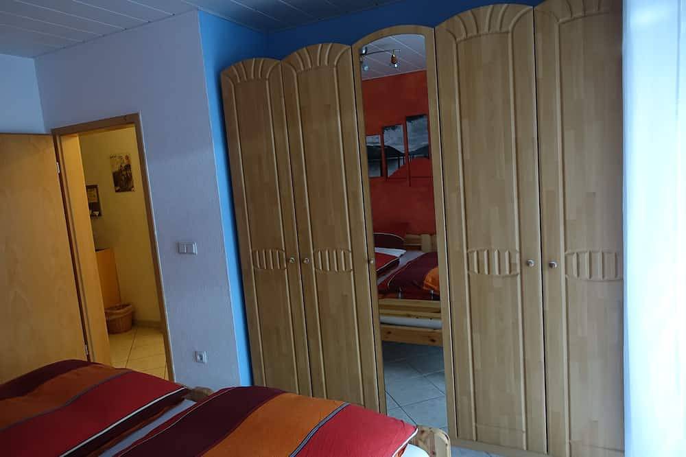 Ganze Wohnung, Familienfreundlich, ruhig, ebenerdig, Nähe zu Radwegen, Freizeiteinrichtungen, in Sankt Wendel, Saar-Nahe-Bergland