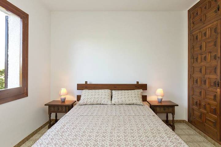 Ferienwohnung für 6 Personen, mit Pool und Garten in Montroig Bahia - 3