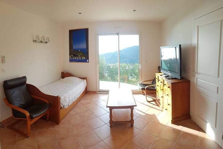 Appartement de vacances pour 4 personnes, avec jardin et terrasse