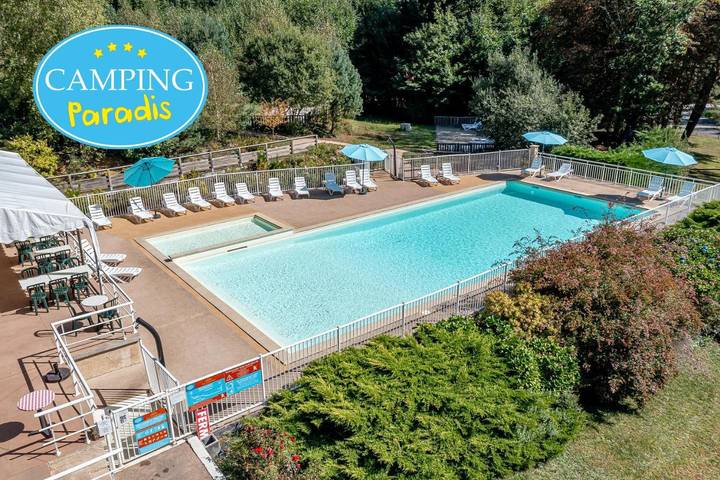 Camping für 4 Personen, mit Terrasse und Pool in Limousin