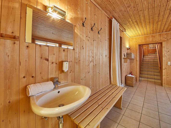 Pension Enzian - Pension Enzian Single Room 9 in Saalbach, Saalbach-Hinterglemm