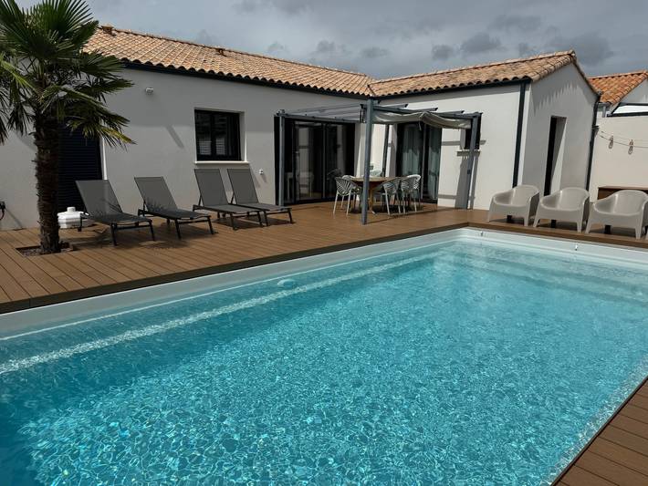 Maison de vacances pour 8 personnes, avec Terrasse ainsi que Jardin et Piscine