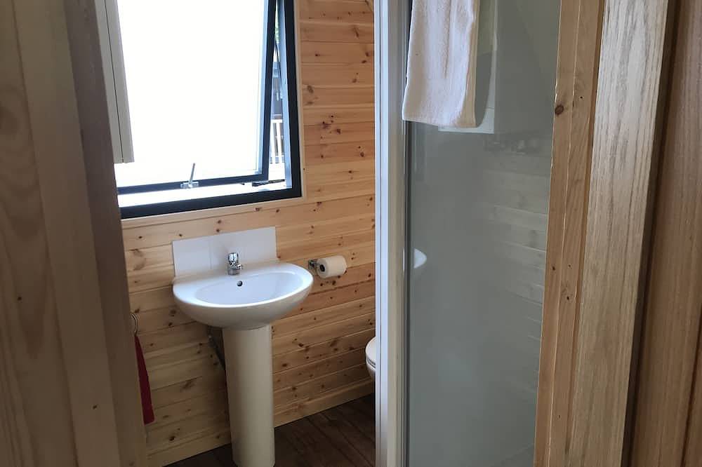 A glamping pod that sleeps 2 guests  in 1 bedroom in Brecon Beacons