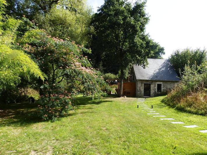 Location de vacances pour 3 personnes, avec Jardin et Vue dans Le Bouillon